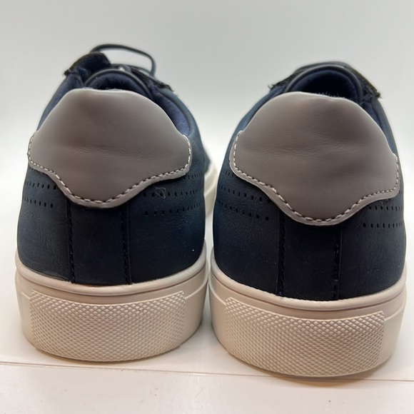 Men’s Nordstrom Rack stretch lace slip on boat shoes - Picture 4 of 9